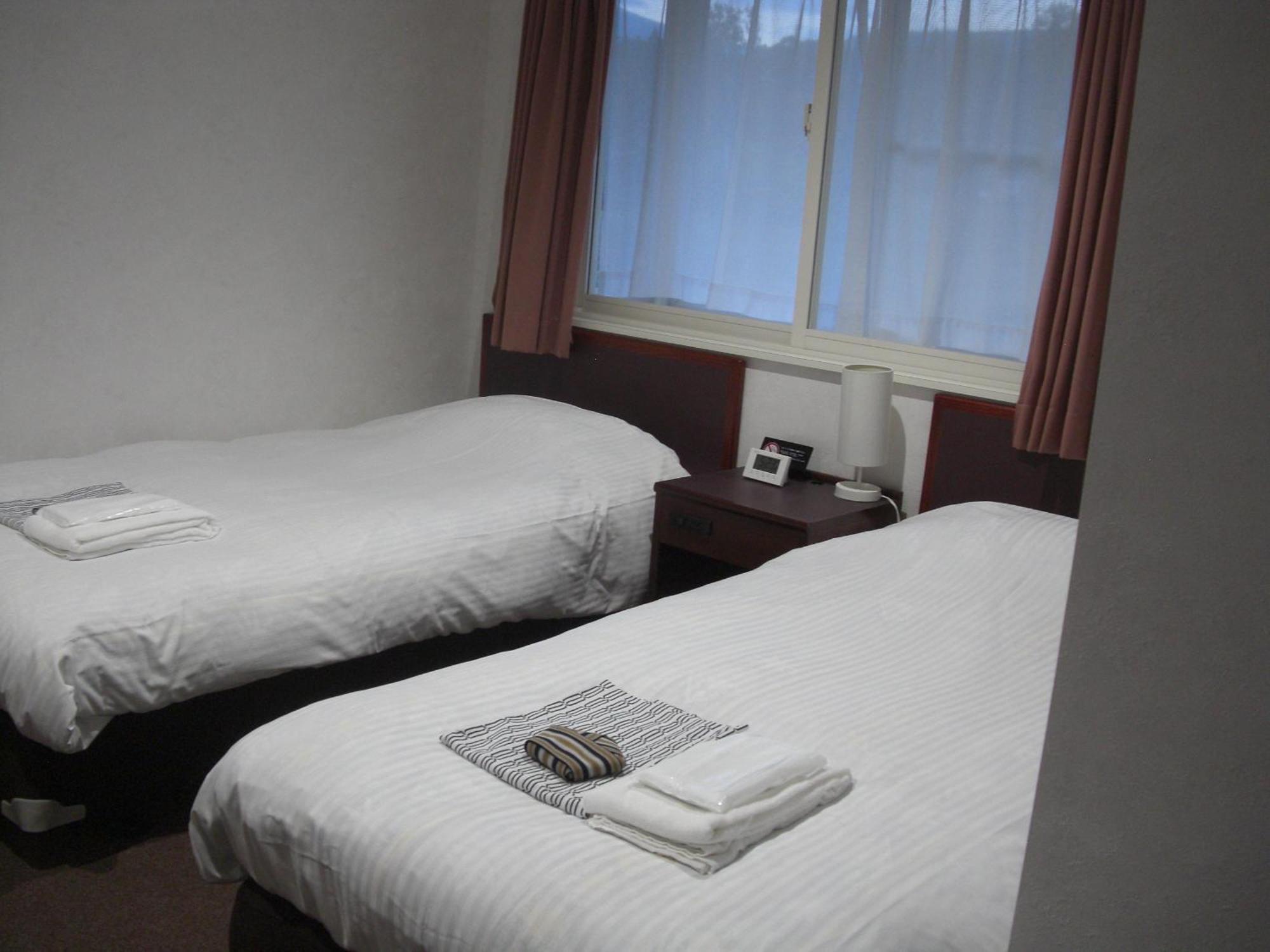 Akakura Yours Inn Myoko Eksteriør billede