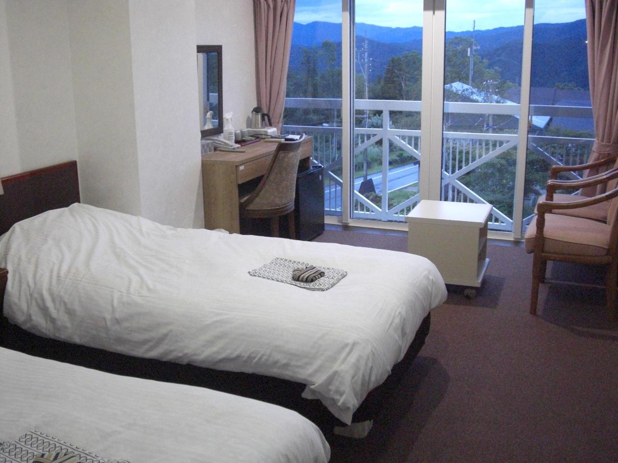 Akakura Yours Inn Myoko Eksteriør billede