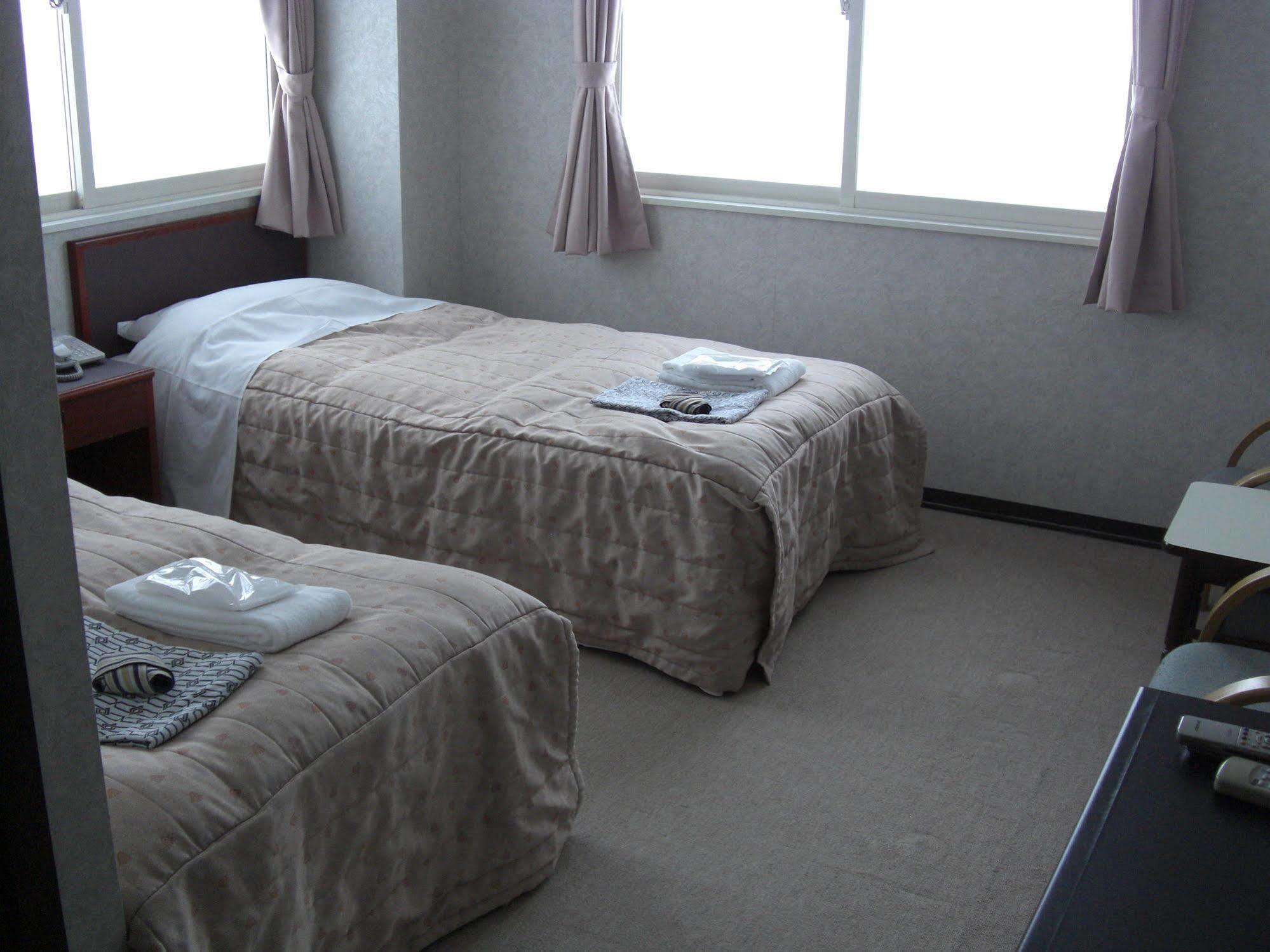 Akakura Yours Inn Myoko Eksteriør billede